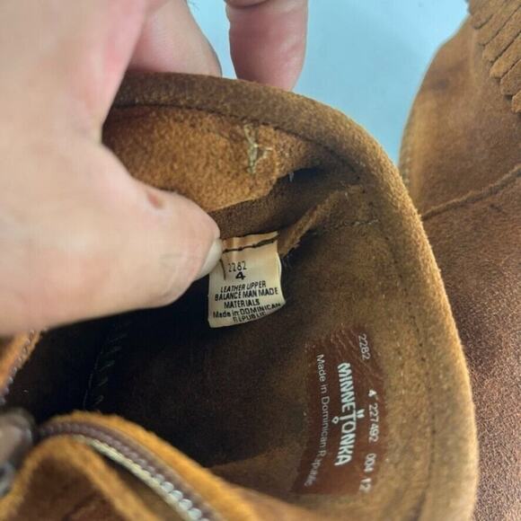 Minnetonka Moccasin Shoes Womens 4 Brown Fringe Back Zip Moc Ankle Suede Flats - Picture 6 of 12